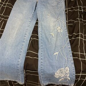 Coldwater Creek Light Blue Floral Embroidered Jeans